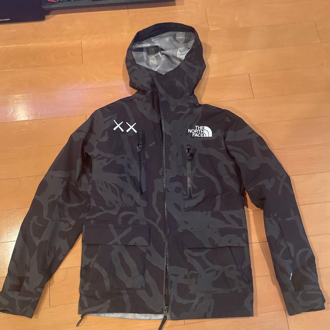 ジャケット・アウター The North Face KAWS Freeride Jacket XS