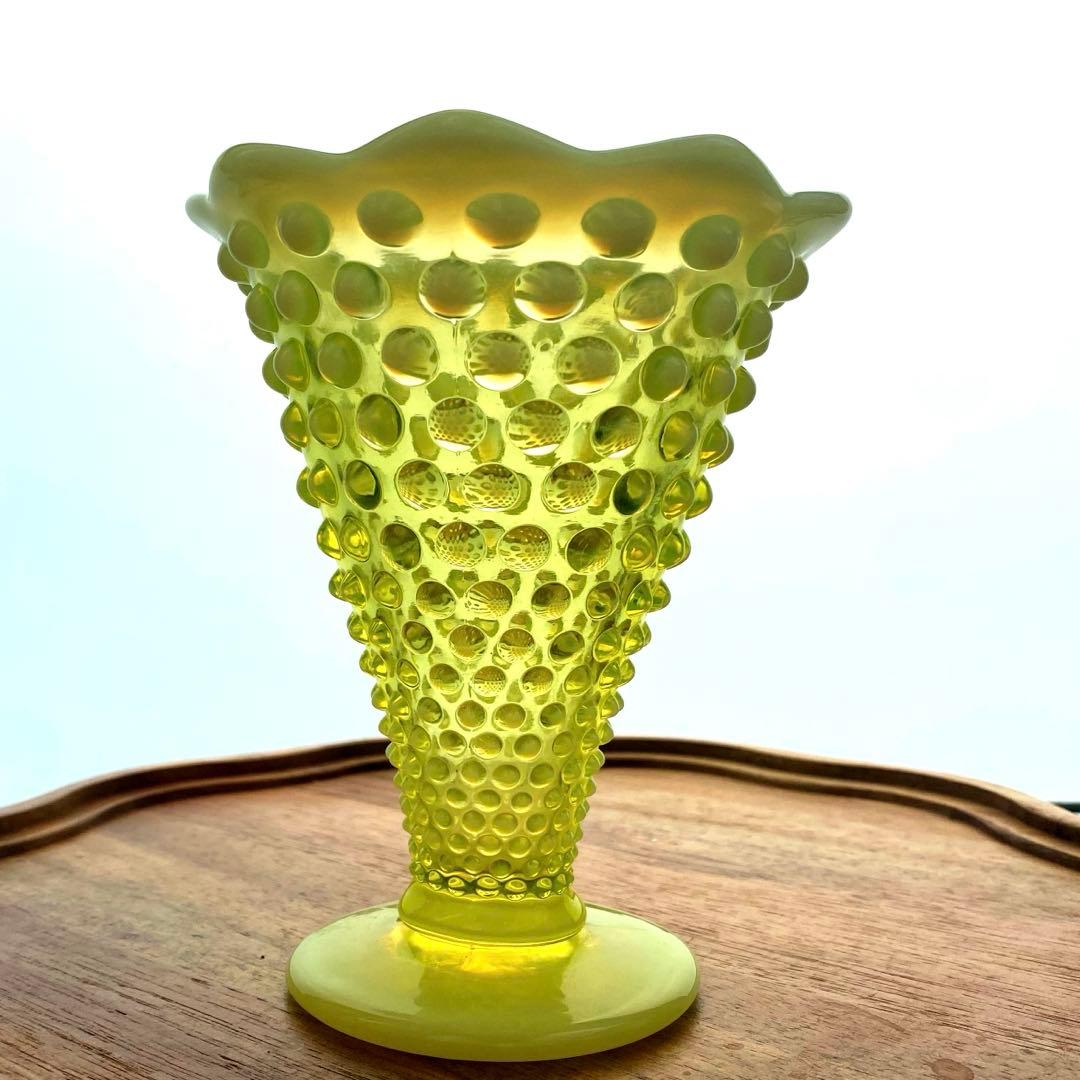 フェントン　人気ホブネイル　トパーズオパールセント　ウランガラス フェントン社 ホブネイル トパーズオパールセント（ウランガラス