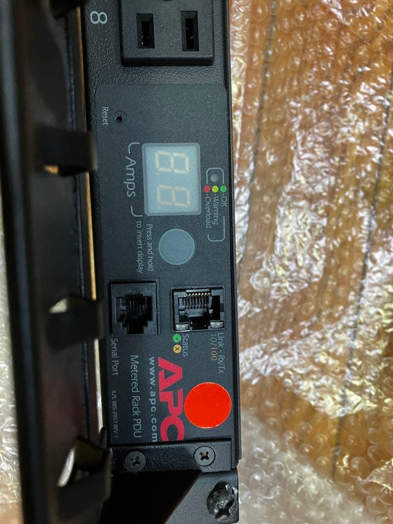 ろ*ぶ様 APC Metered Rack PDU 8ポート