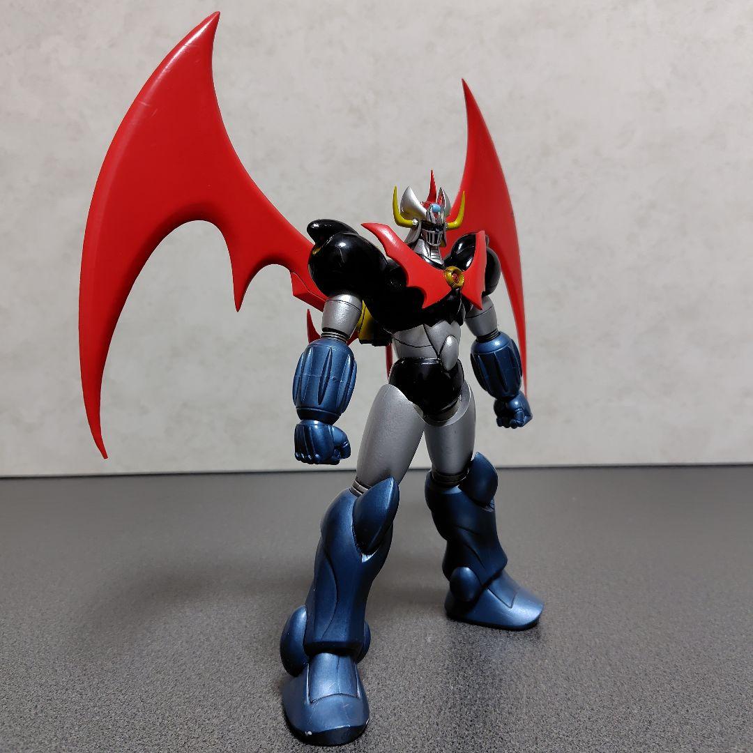 マジンカイザー　フィギュア 漆黒の巨大ロボット・マジンカイザーSKLが合金可動フィギュア「鉄魄