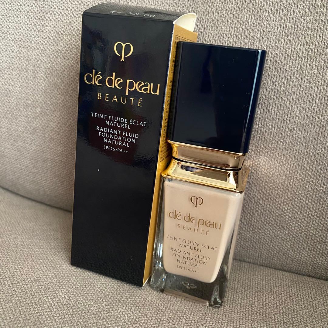 clé de peau BEAUTÉ タンフリュイドエクラ