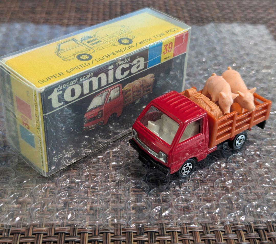 39 キャリー 家畜運搬車 赤ヘッド トミカ 日本製 黒箱 豚JAPAN