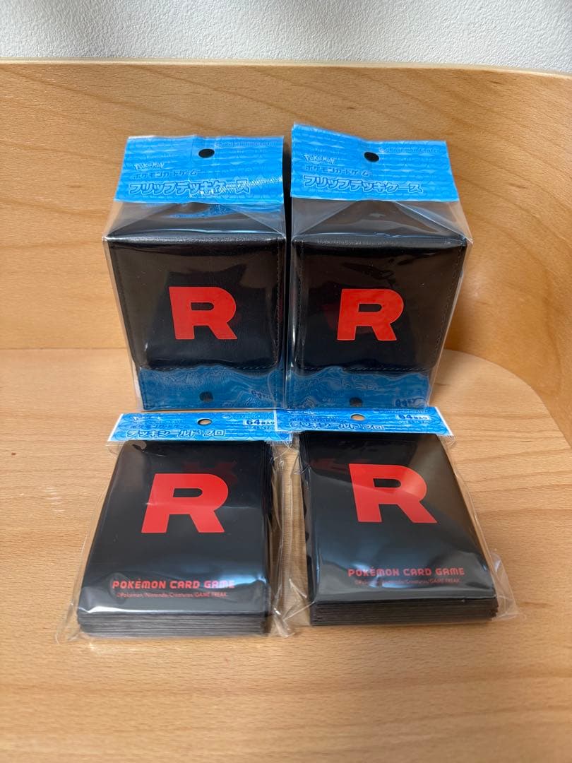 【新品未開封】ポケモンカードロケット団 デッキケース＆スリーブ 各2個ずつセット