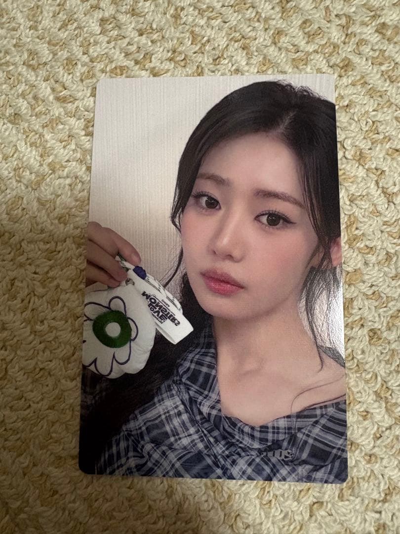 BABYMONSTERベビモン ローラ POPUP ランダムトレカ - メルカリ