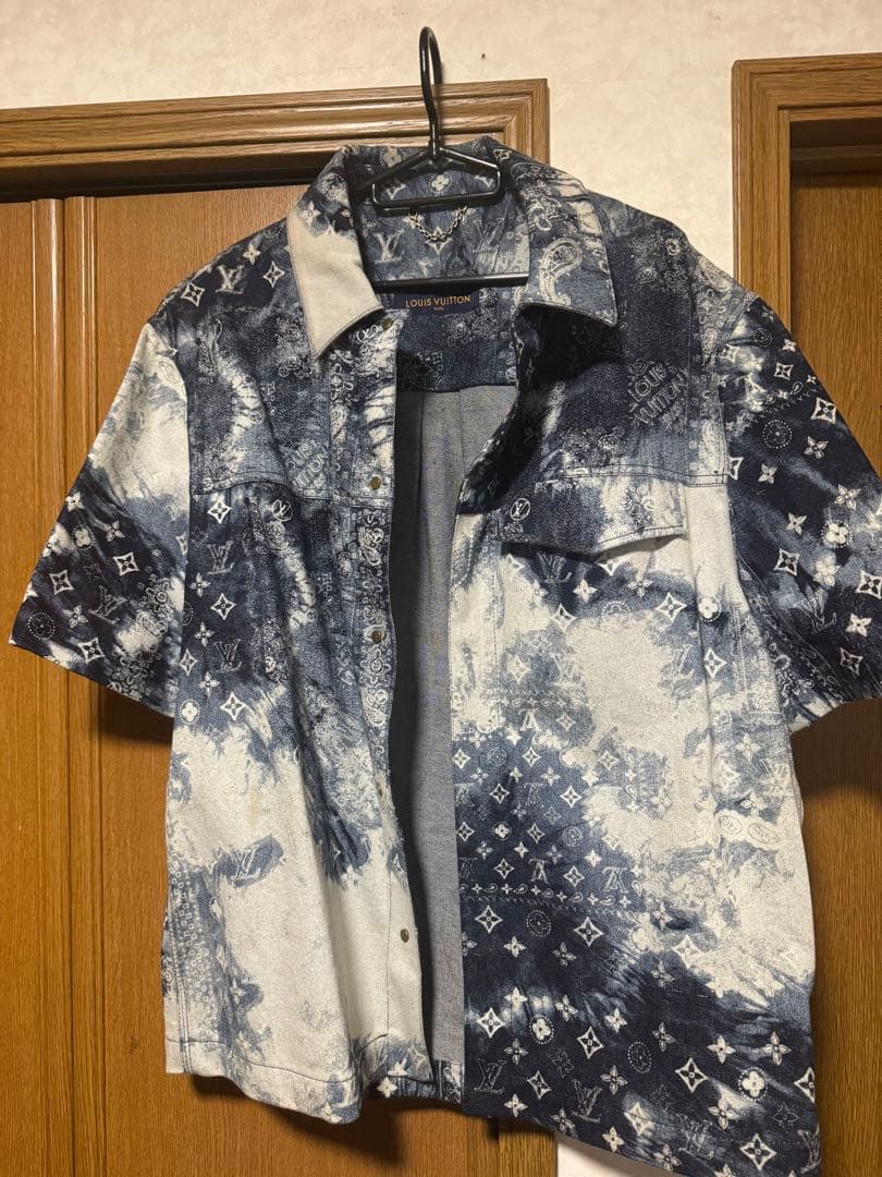 LOUIS VUITTON タイダイ風半袖シャツ LOUIS VUITTON タイダイ風半袖シャツ LOUIS VUITTON（ルイ・ヴィトン