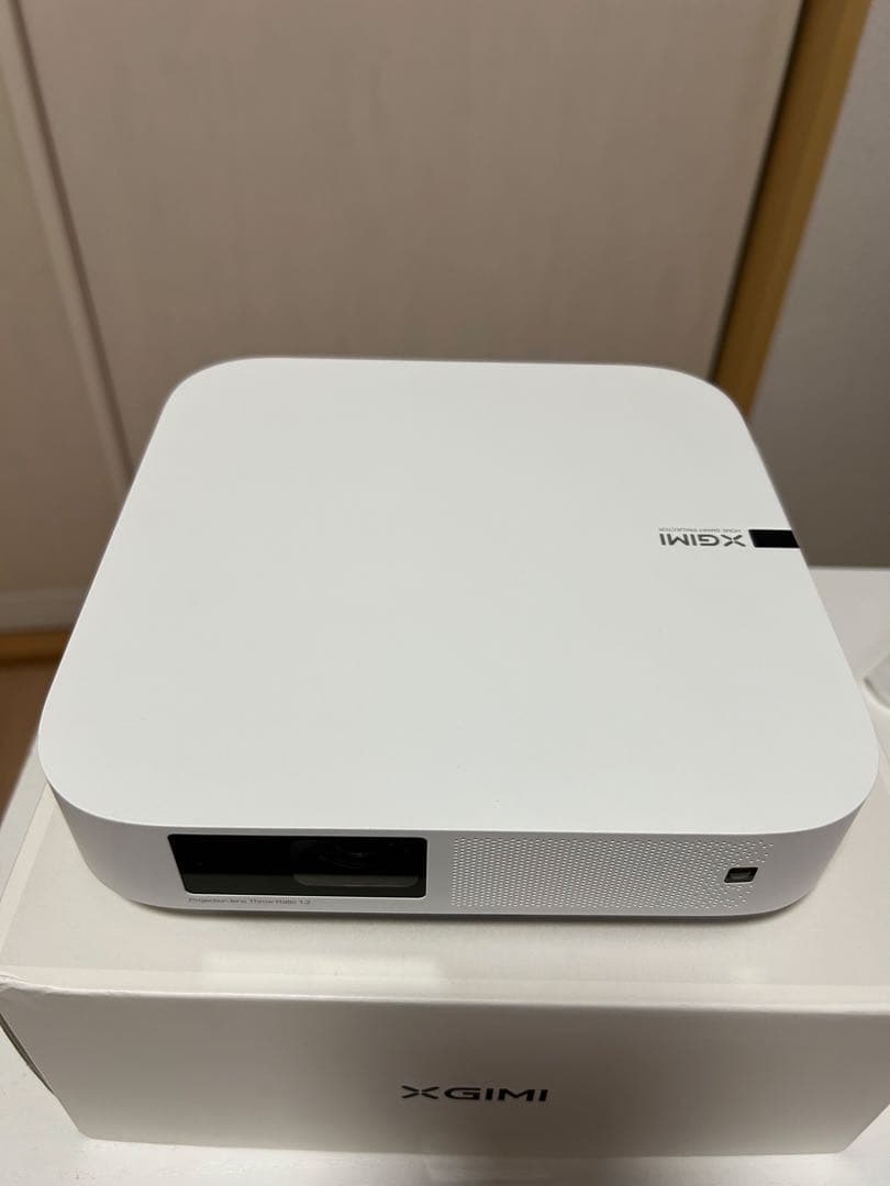 プロジェクター XGIMI Elfin 1080P  Smart Projector