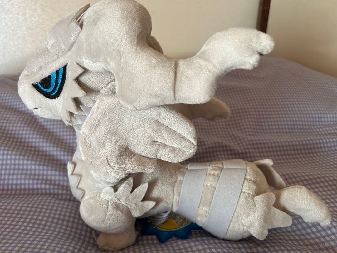 ポケモンセンター ポケドール レシラムドール ぬいぐるみ 紙タグ付き