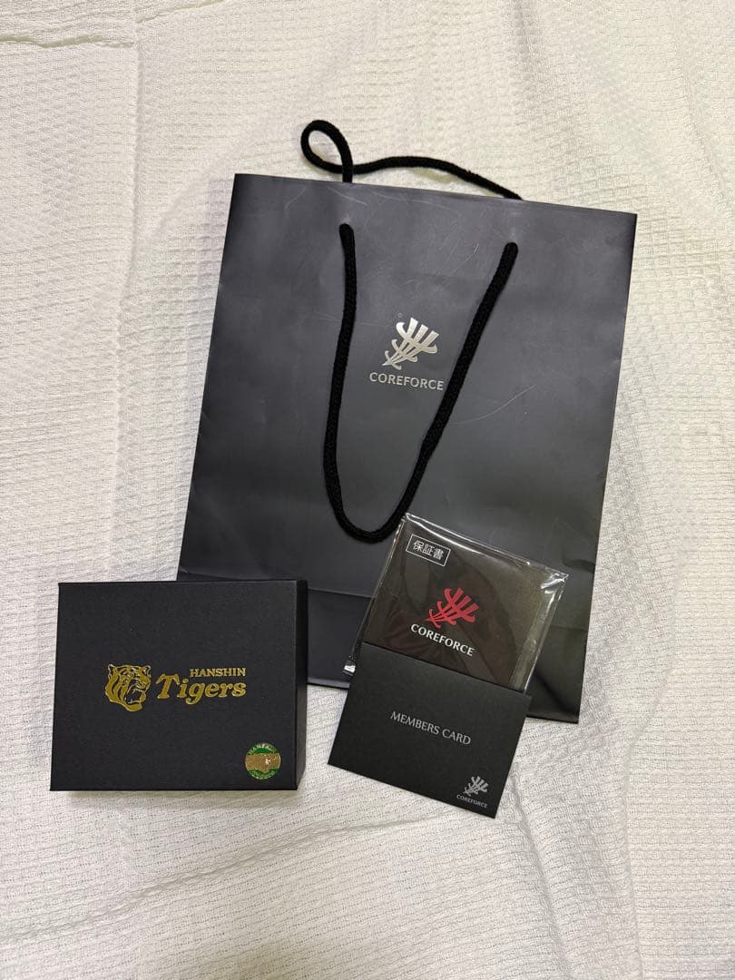 【新品未使用】コアフォース ループ タイガースモデル限定品