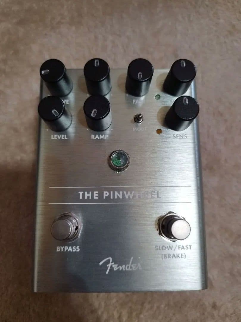 ギター Fender The Pinwheel Fender THE PINWHEEL - 多彩なサウンドメイキングが可能なロータリー