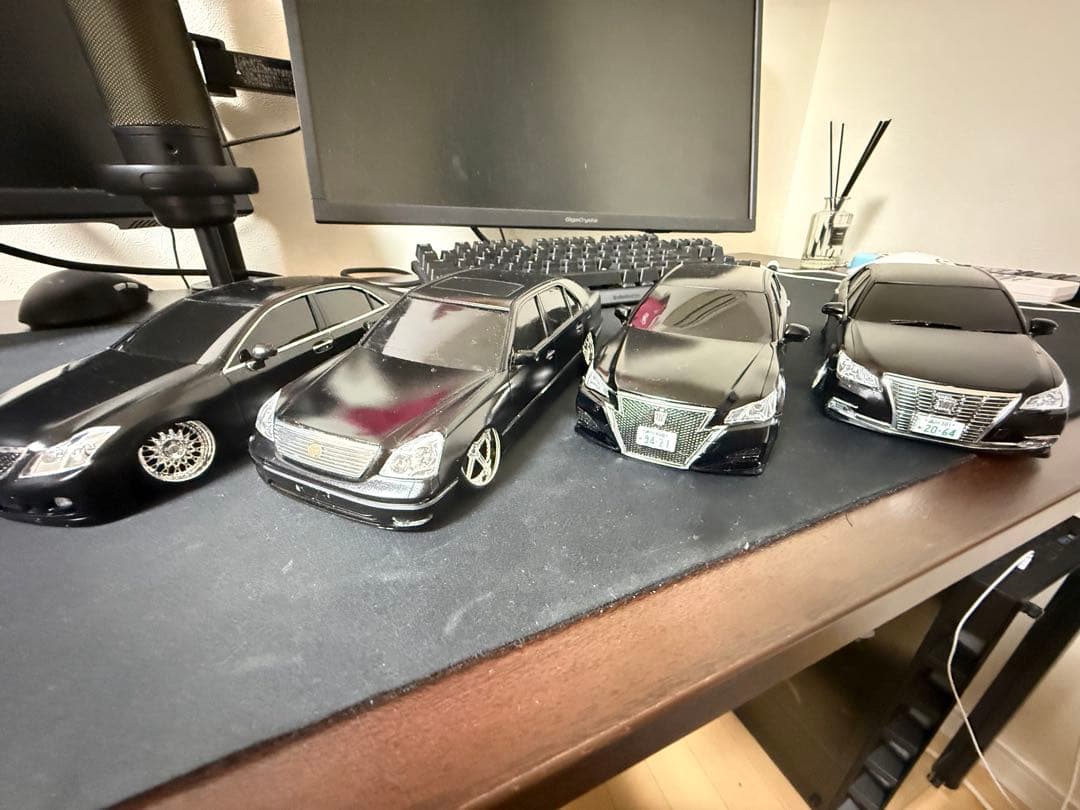 クラウン　セルシオ　プラモデル　塗装済みです！！ タミヤ 1/24 スポーツカーシリーズ トヨタ セルシオ (UCF11) | タミヤ