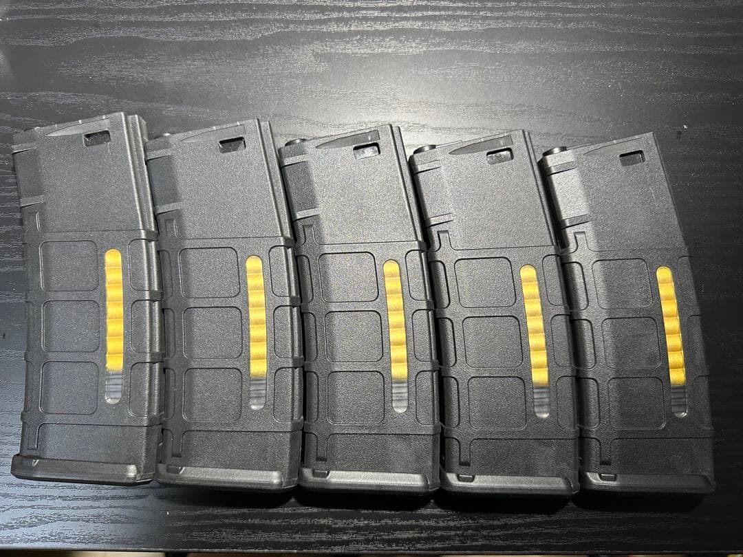 PMAGタイプ マガジン 窓付 スプリング スタンダード電動ガン用　M4 マルイM4対応 PMAGタイプ マガジン CYMA 製 450連マガジン ゼンマイ式