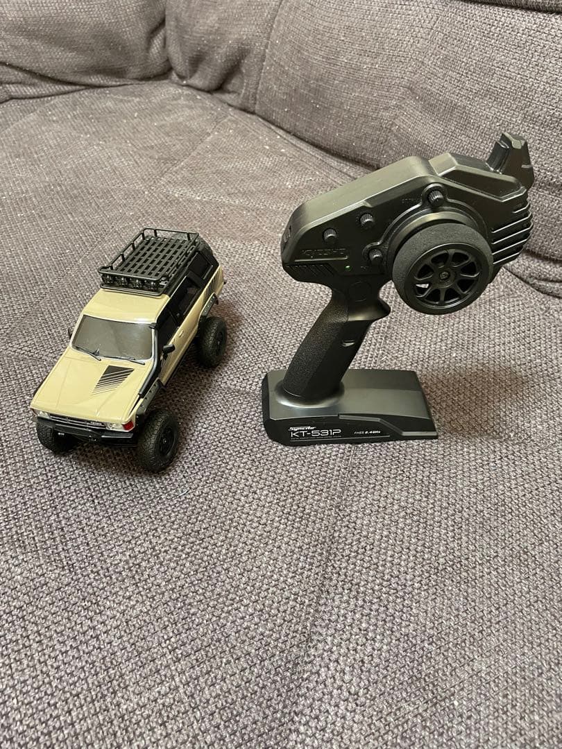 京商　ミニッツ　4×4　4ランナー Amazon.co.jp: 京商 ラジオコントロール 電動 クローリングカー