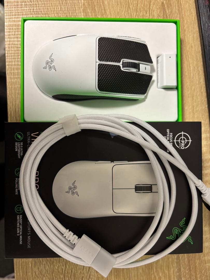 viper v3 pro【8kドングル、備品完備】 Amazon.co.jp: 【8000Hzドングル同梱・超軽量54g】Razer Viper V3 Pro