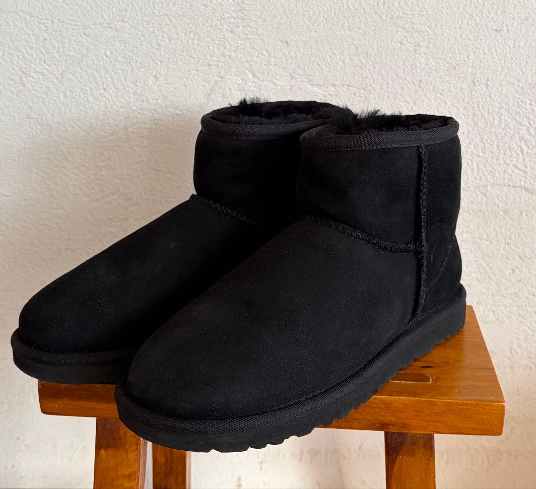 UGG ブーツ W CLASSIC MINI 5854W/BLK