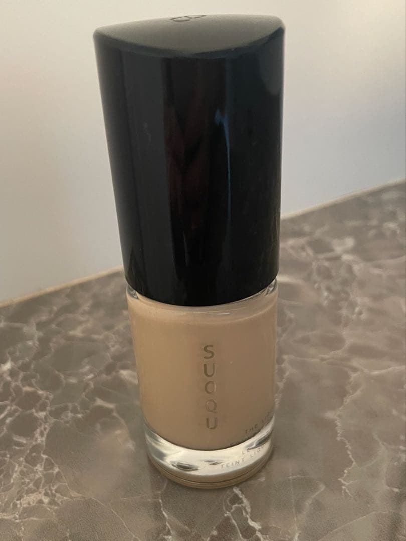 SUQQUザリクイドファンデーションe020