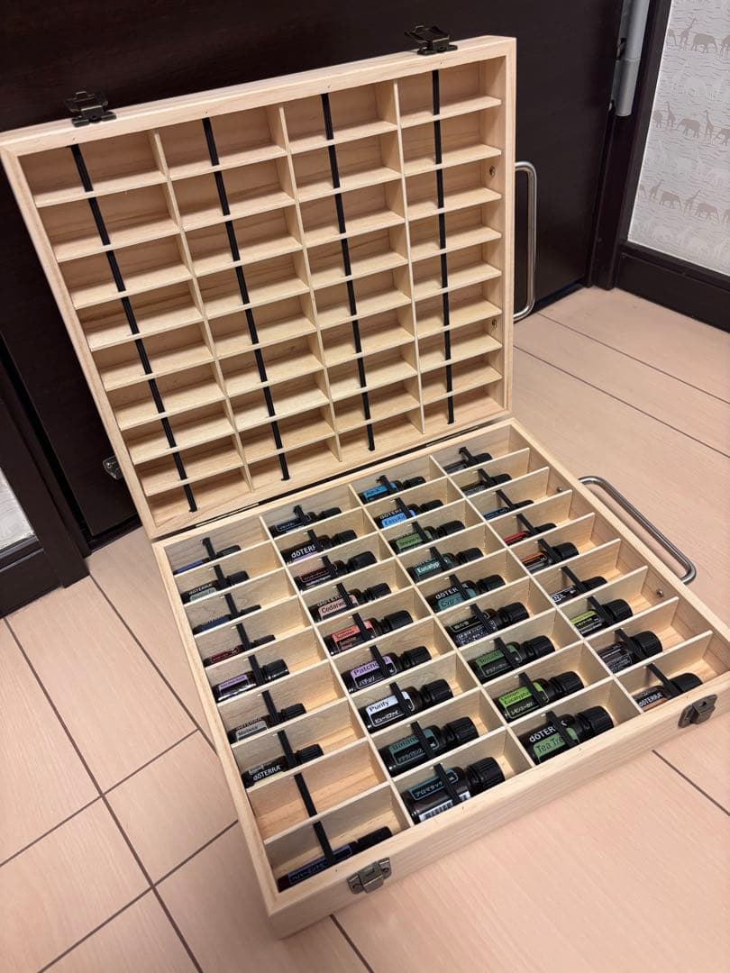 72本収納　アロマオイル収納　持ち運び◎ 木箱　ウッドボックス　大容量