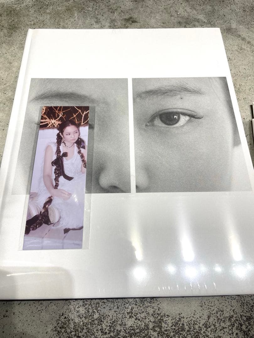 JENNIE Photobook フォトブック J2NNI5 BLACKPINK Jennie Photo Exhibition J2NNI5 PhotoBook /On-hand last stock | eBay