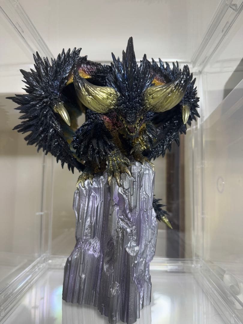 歴戦王ネルギガンテ　CFBクリエイターズモデル　箱あり　モンハン