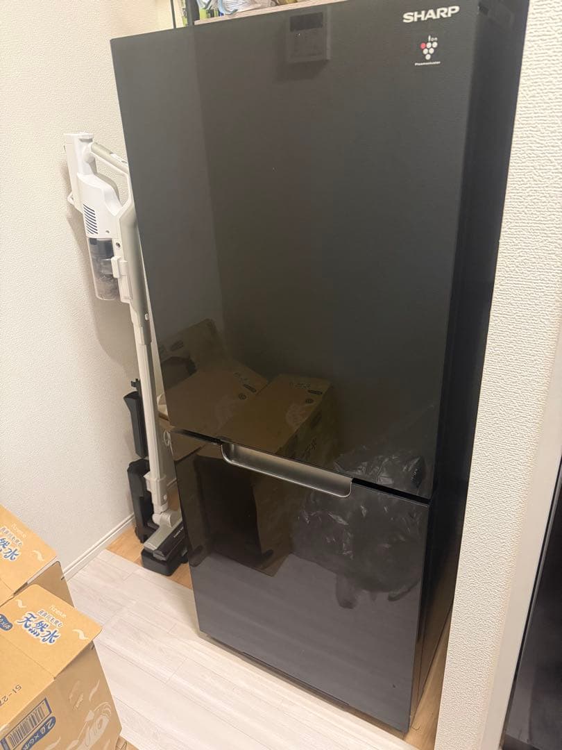 【送料無料】極美品！高級感あるシャープ製冷蔵庫　SJ-GD15H-B 冷蔵庫 ピュアブラック SJ-GD15H-B [152L /2ドア /右開き/左開き