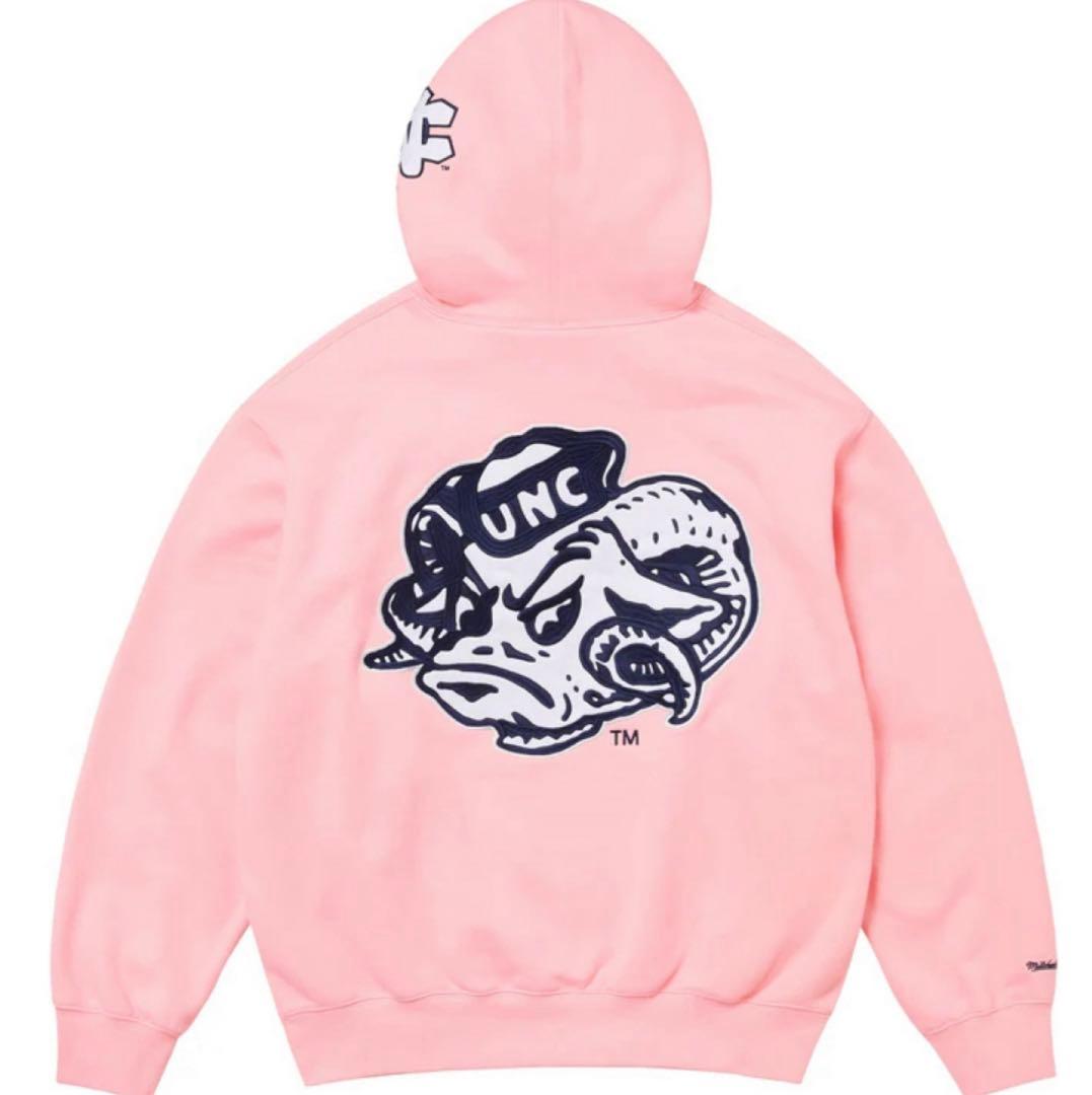 SUPREME ピンク フード付きパーカー - メルカリ