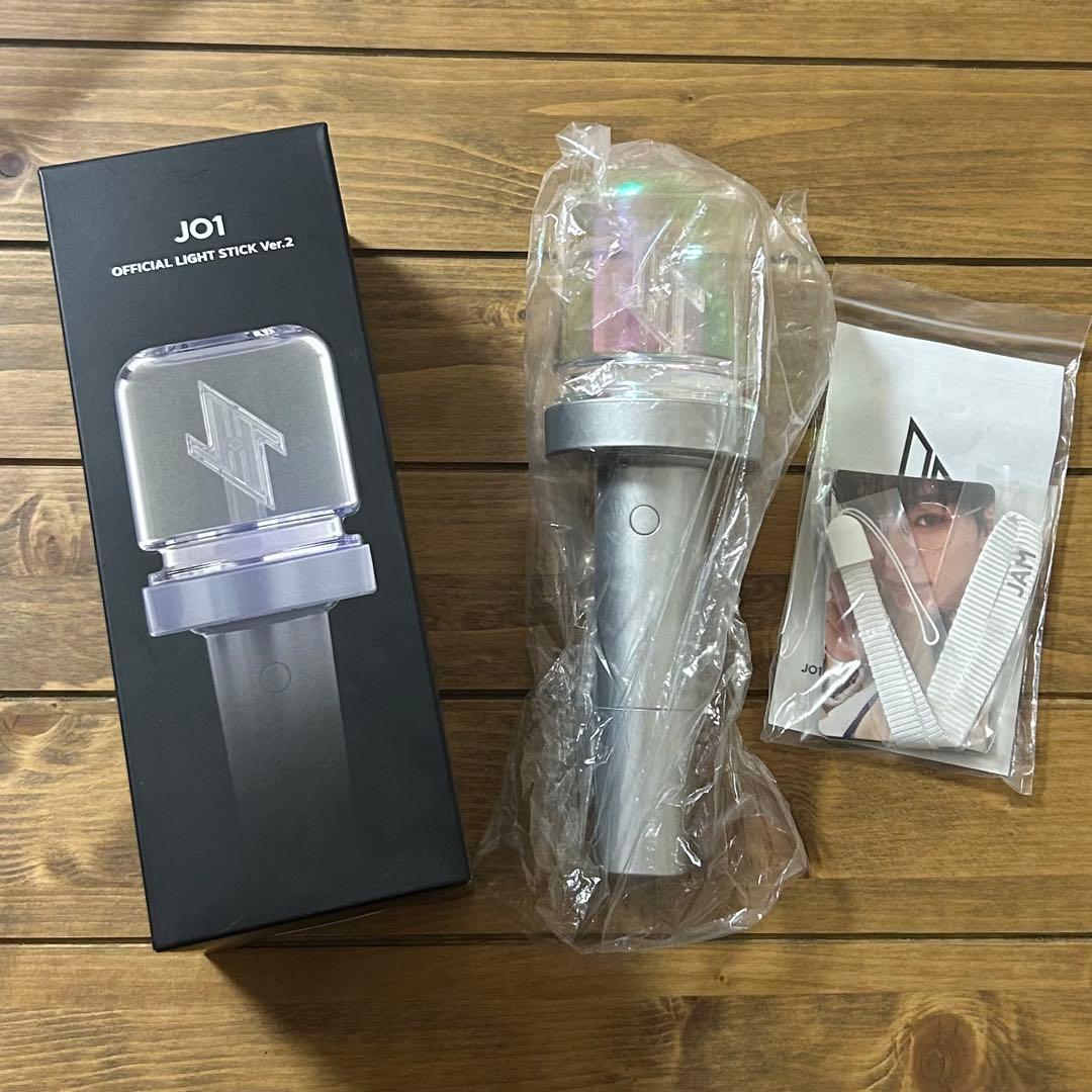 JO1 OFFICIAL LIGHT STICK Ver.2 - メルカリ
