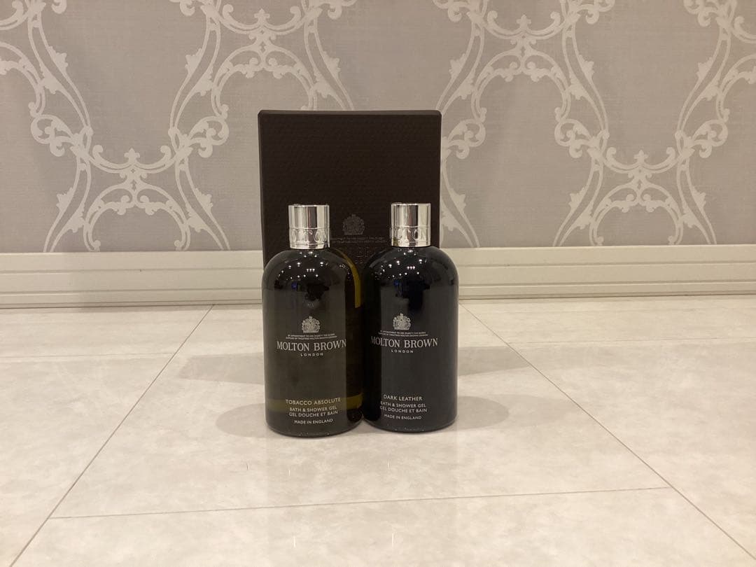 MOLTON BROWN バスアンドシャワージェル300ml 【新品未使用】