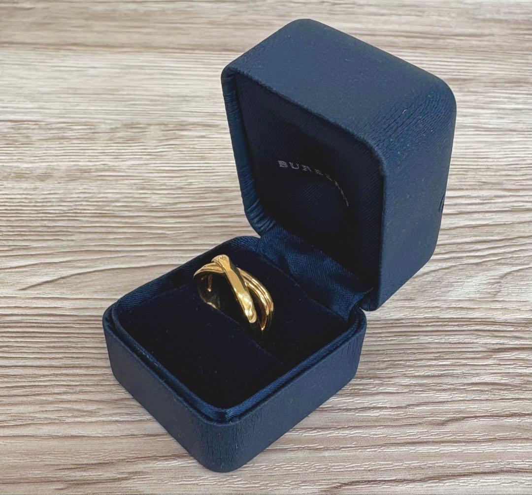 美品 バーバリー ゴールド　18k 刻印　クロスデザインリング