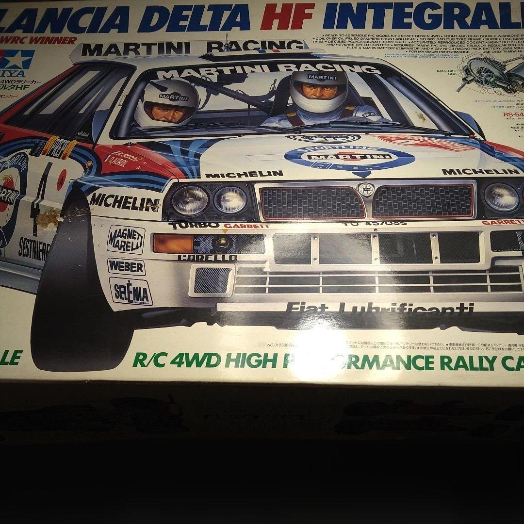 難有　ラジコンカー　タミヤ　ランチアデルタHFインテグラーレ‘92WRC優勝車