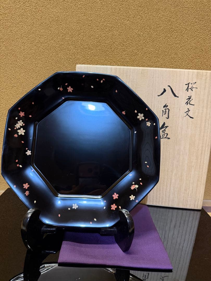 輪島塗　鬼平慶司　桜花文　八角盆　共箱 輪島塗 鬼平慶司 桜花文 八角盆 共箱 - メルカリ