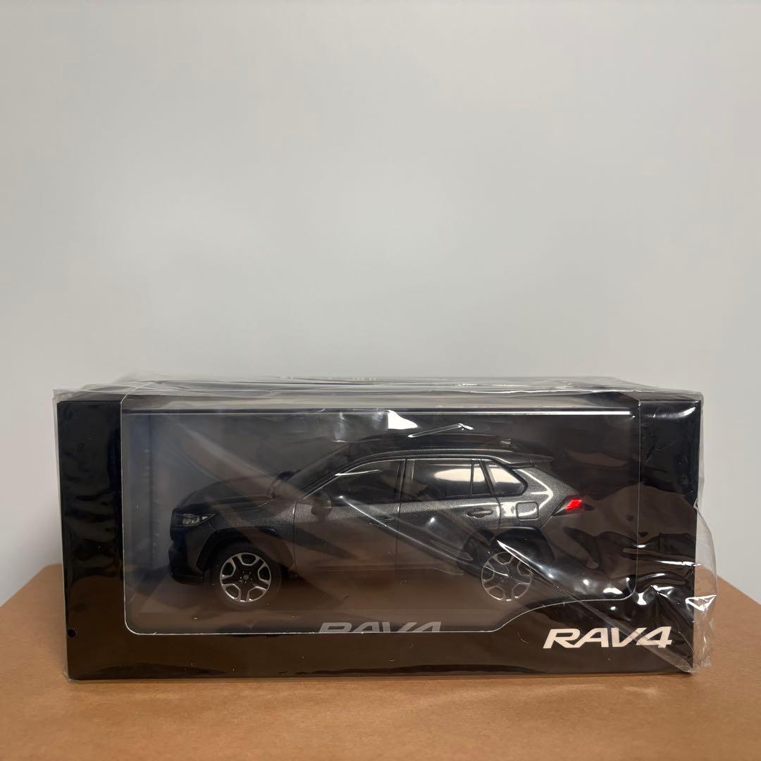 数量限定品　RAV4 グレーメタリック　ミニカー1/30スケール