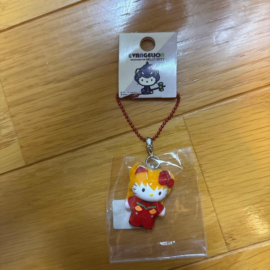 エヴァンゲリオン ハローキティ ストラップ限定品
