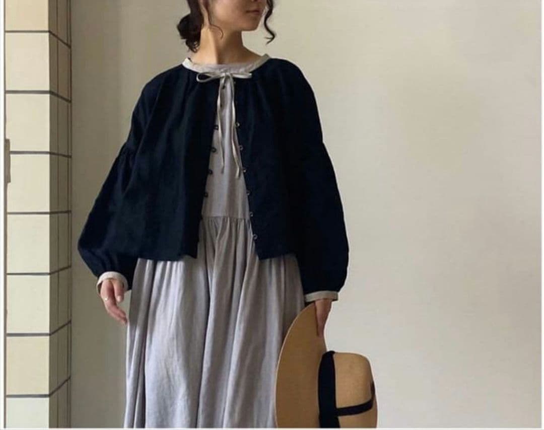 ☆お値下げしました☆nest Robeネストローブリネンショートスモックブラウス