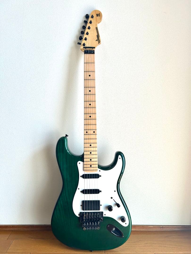 moon guitar バルトリーニピックアップ搭載