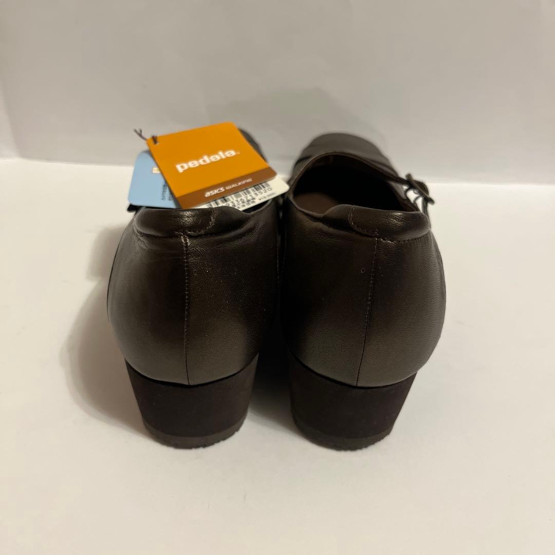 新品 アシックス ペダラ ストラップパンプス ブラウン24 3E - メルカリ
