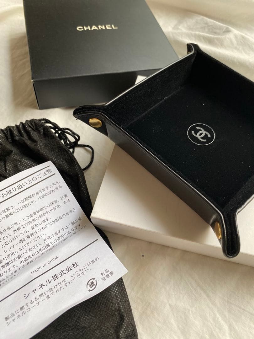 CHANEL ノベルティ　ジュエリートレー