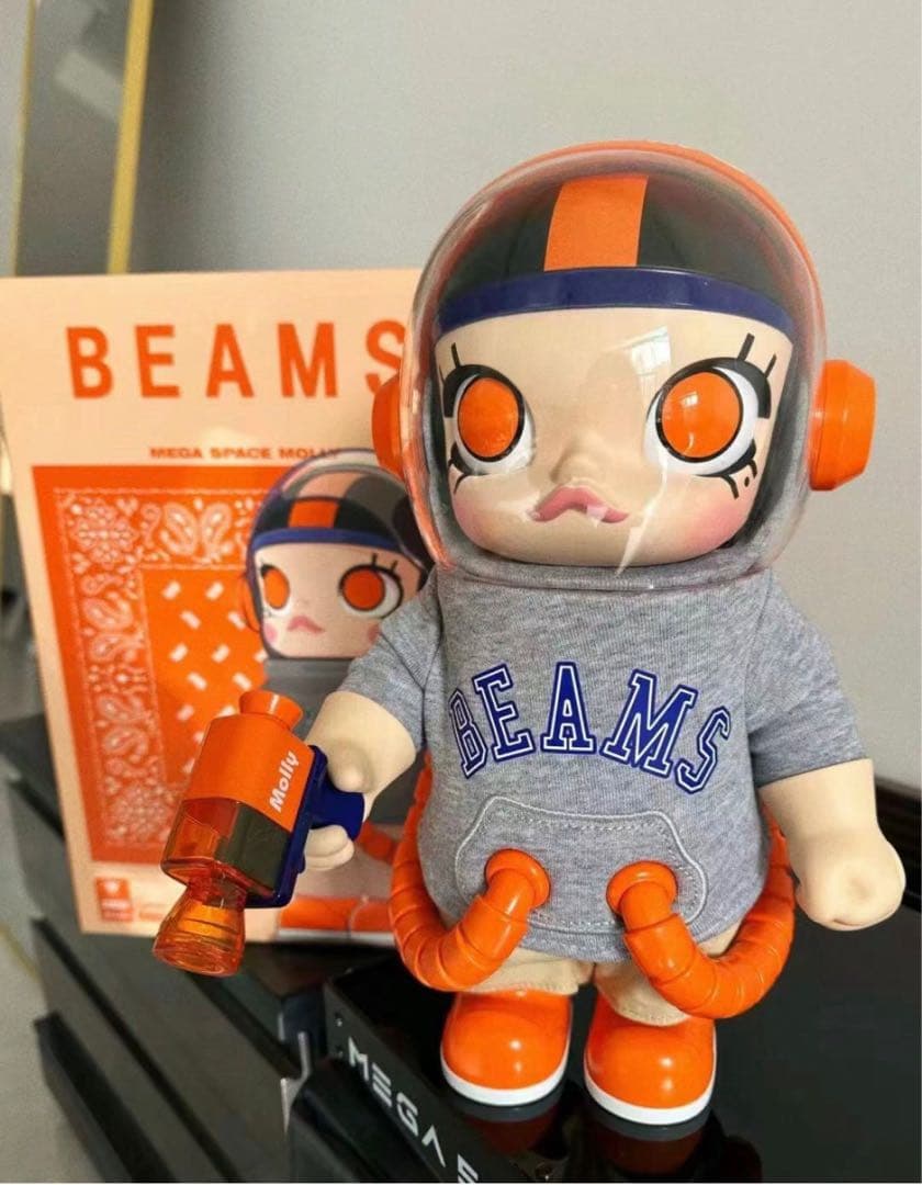 POPMART MOLLY BEAMS 400％