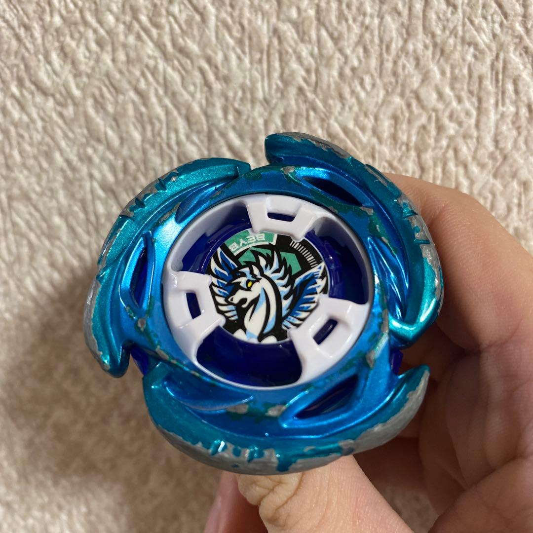 エアロペガサス3-70A【限定値下げ】 ベイブレードX エアロペガサス3-70A レッドVer BEYBLADE X 4個セット