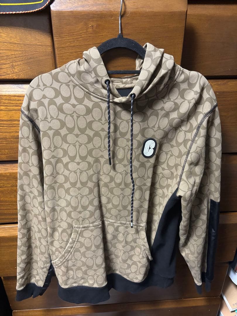 【値下げ可】美品COACH パーカー Mサイズ