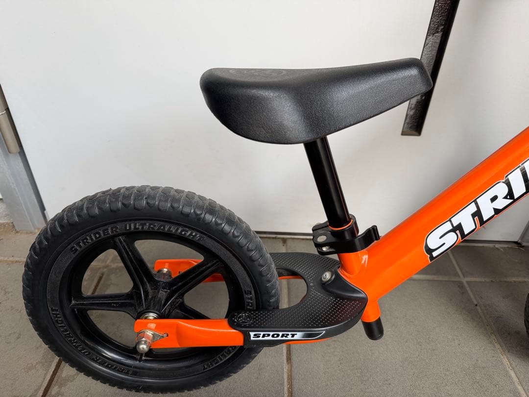 使用少】STRIDER ストライダー オレンジ スポーツ ロングポスト付