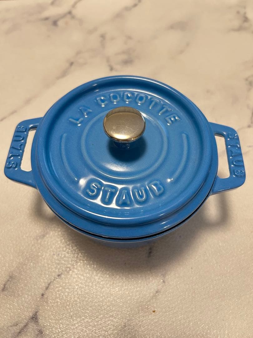 ストウブ　サックスブルー　ココット ラウンド　10cm