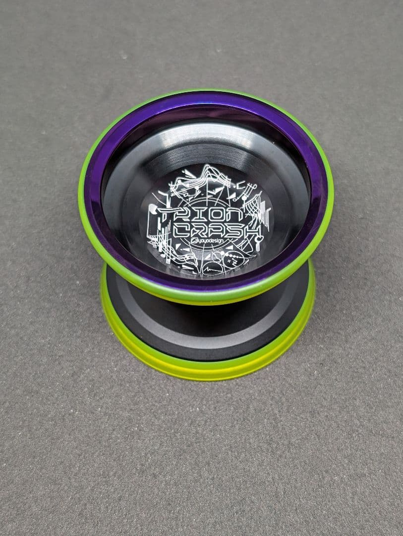 C3ヨーヨーデザイン トライオンクラッシュ