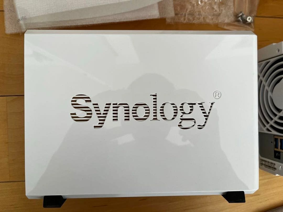 動作確認済】Synology DS218j 2ベイ NAS 付属品有・禁煙環境 - メルカリ