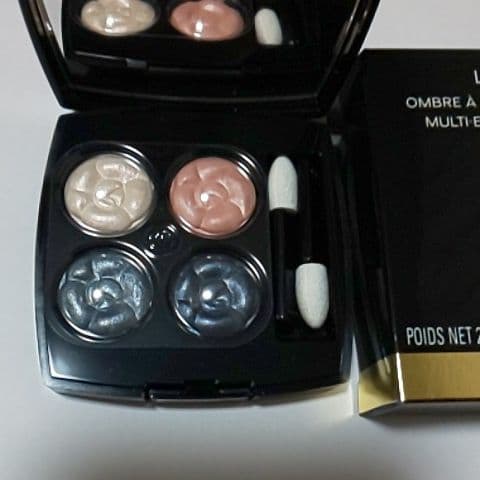 CHANEL シャネル レ キャトル オンブル 358 オー フィル ドゥ ロー