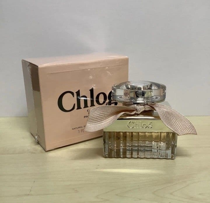 Chloé 香水 30ml 箱入り