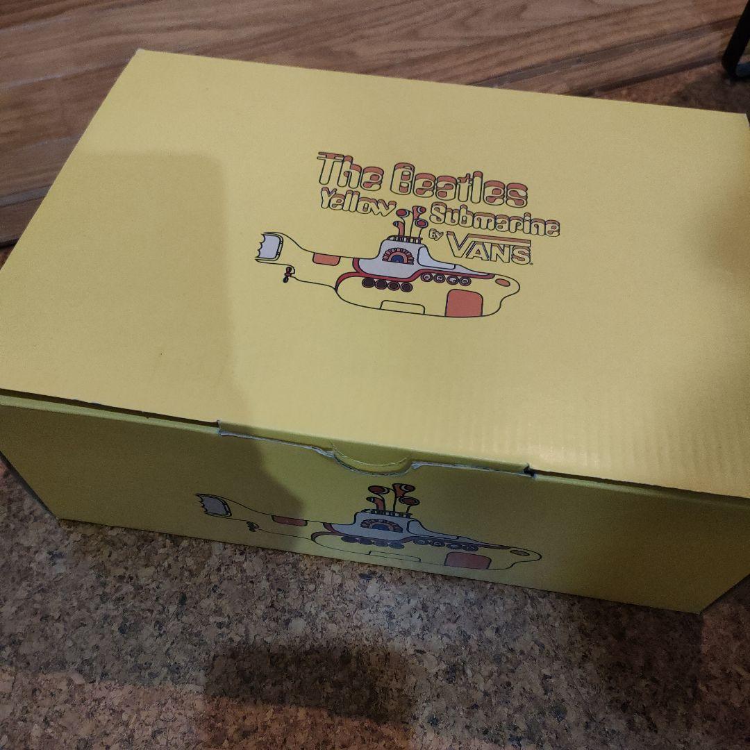 値下げ依頼お受けしました新品未使用　VANS イエローサブマリン　ザ・ビートルズ