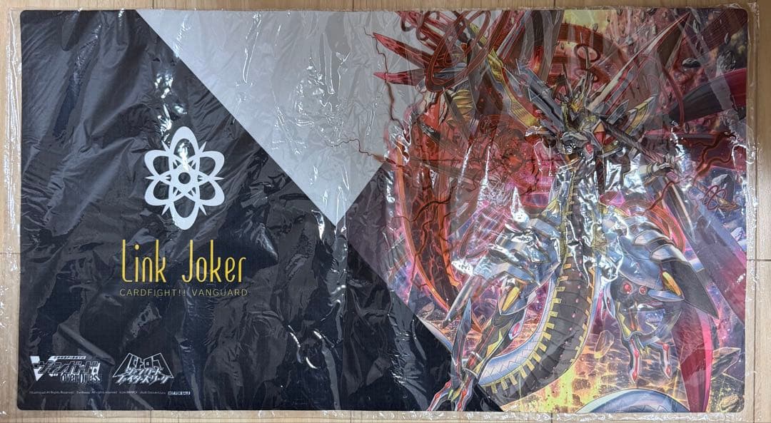 ヴァンガード 星輝兵 カオスブレイカー・ドラゴン プレイマット 新品未開封