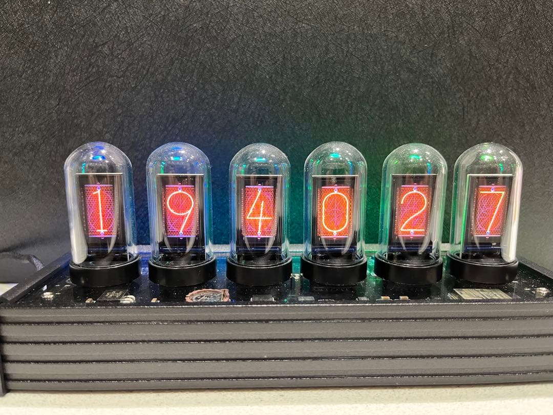 ギ*オ様 ニキシー管風デジタル時計 Elekstube IPS