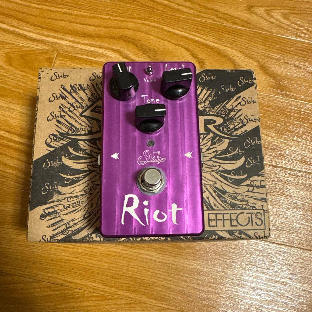 Suhr Riot ギターエフェクター ・ディストーション