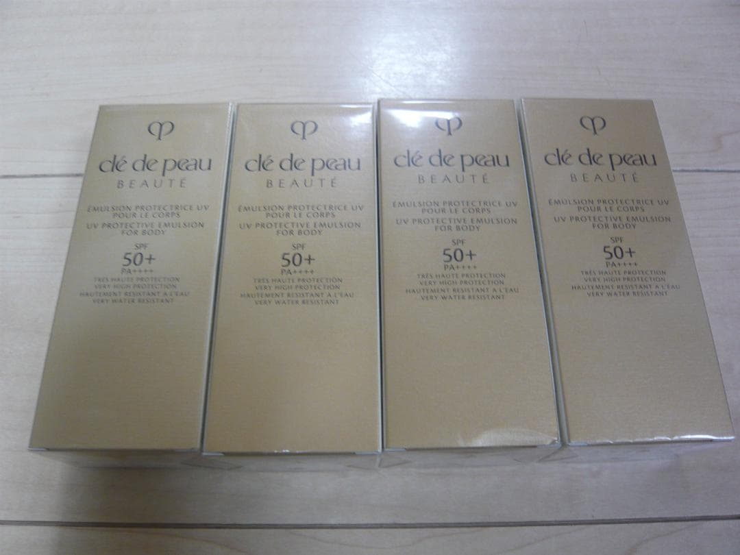 クレ・ド・ポーボーテ エマルションUVコールn 100mL　4個