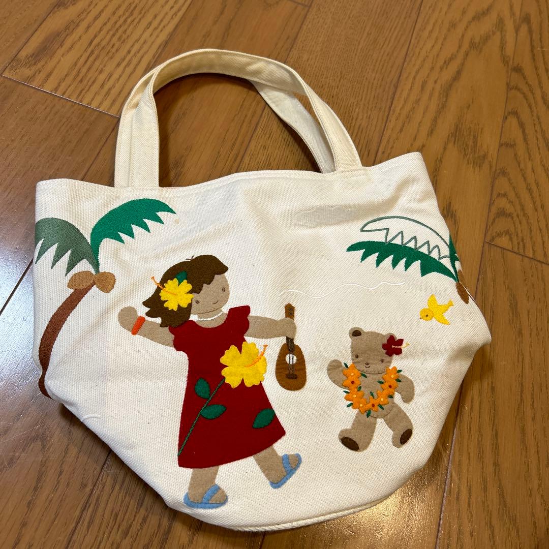 ファミリア ファミリアショー ハワイ柄 バッグ - メルカリ